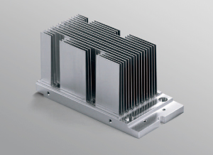 Caulking-type heat sink